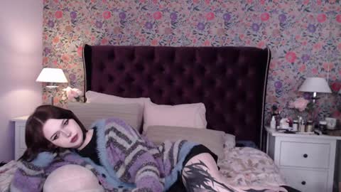 amelia online show from January 6, 2025, 10:15 pm