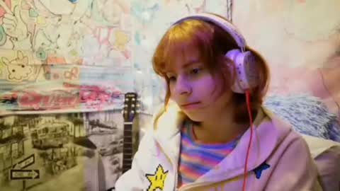 Janett online show from April 14, 2026, 3:29 pm