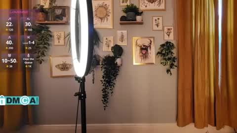 Snapshot of cheviblue chatting on October 21, 2025, 1:45 pm Chevi Blue online show from October 21, 2025, 1:45 pm