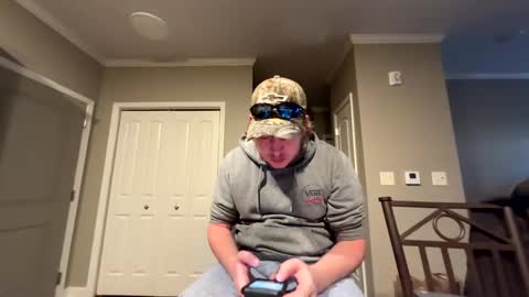 chevycamaro1978 online show from December 16, 2024, 7:43 pm