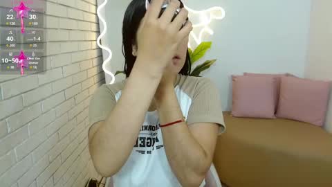 Snapshot of chiara_tay chatting on February 23, 2025, 2:18 am Chiara online show from February 23, 2025, 2:18 am