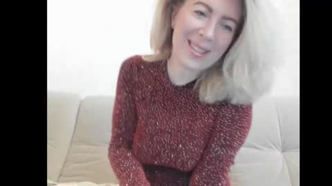 Snapshot of chicafortuna chatting on October 14, 2025, 2:23 am NBFG online show from October 14, 2025, 2:23 am