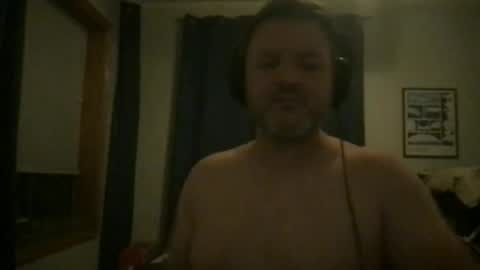 chicagoguy7183 online show from June 2, 2026, 4:58 am