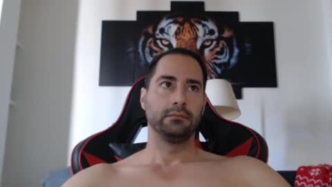 Snapshot of chicosur chatting on May 13, 2026, 7:50 am Chicosur online show from May 13, 2026, 7:50 am