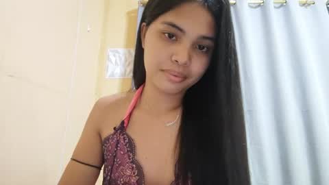 Snapshot of chictemptation_ chatting on June 18, 2026, 9:14 am CRISTINE3. online show from June 18, 2026, 9:14 am