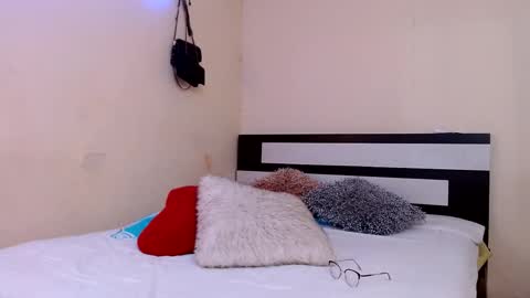  Valentina  online show from September 8, 2025, 9:14 pm