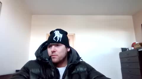 Snapshot of chiller832590 chatting on January 19, 2026, 8:29 am chiller832590 online show from January 19, 2026, 8:29 am