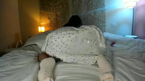 yoursensualparadise online show from November 7, 2025, 7:36 pm