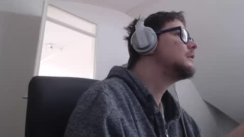 chillzonecam online show from September 17, 2025, 11:34 am