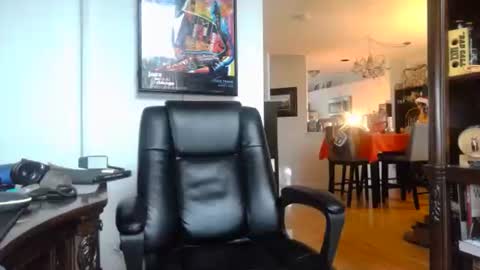 chiphoneman online show from November 20, 2025, 9:14 pm