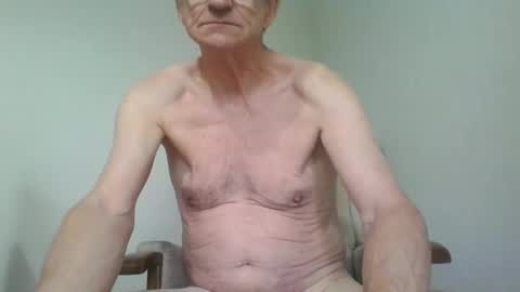 chipper341596 online show from April 16, 2026, 7:53 am