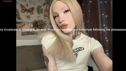 Chloe INDEPENDENT MODEL online show from May 29, 2026, 3:26 am