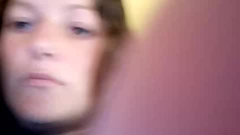 Chlo show online show from December 21, 2025, 7:54 pm