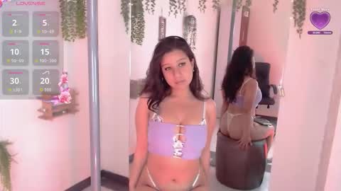 Chloe  online show from March 13, 2026, 11:28 am