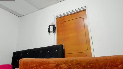 Snapshot of chloe_evanx_ chatting on January 6, 2025, 7:02 pm Chloe Evanx  online show from January 6, 2025, 7:02 pm