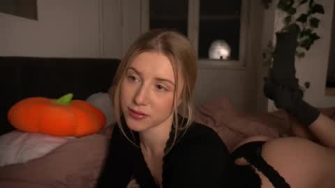 Arianaa Mourrr online show from February 16, 2026, 5:14 am