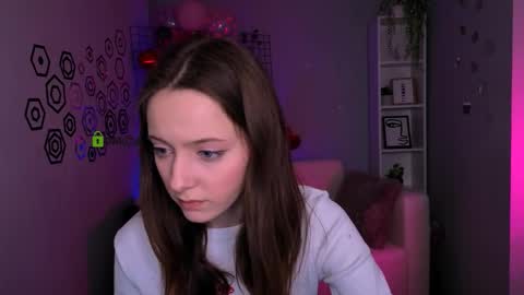 chloe_ley online show from March 5, 2026, 11:06 am