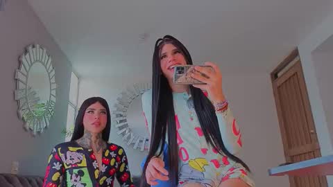 Im Chloe    independent account      online show from February 13, 2026, 2:57 pm