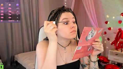 Snapshot of chloebloss0m chatting on February 10, 2026, 3:10 am Boni online show from February 10, 2026, 3:10 am