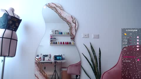 cloe online show from December 19, 2024, 5:29 pm