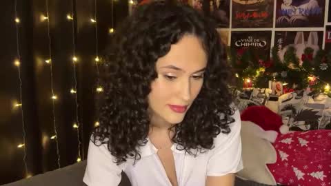 chloe online show from January 1, 2025, 5:43 am