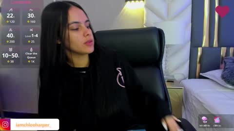 Snapshot of chloeharper_ chatting on February 19, 2026, 12:23 pm Chloe Harper online show from February 19, 2026, 12:23 pm