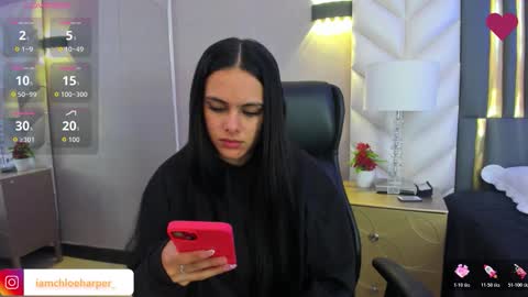 Snapshot of chloeharper_ chatting on March 28, 2026, 11:54 am Chloe Harper online show from March 28, 2026, 11:54 am