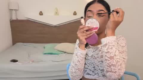 Snapshot of chloemoon8 chatting on January 13, 2026, 1:16 pm C H L O E online show from January 13, 2026, 1:16 pm