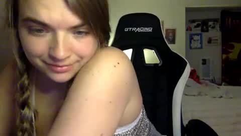 Chloe Lane online show from November 22, 2025, 11:37 pm