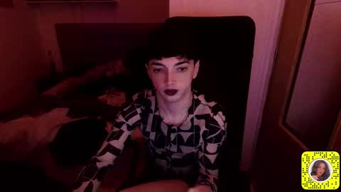 chloevenommm online show from April 19, 2026, 12:26 pm