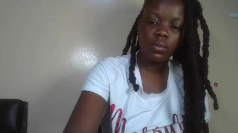 Snapshot of choco_vellvet chatting on May 25, 2026, 6:30 am sly online show from May 25, 2026, 6:30 am