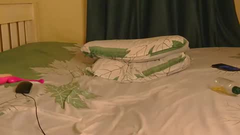 chocolate_candiee online show from March 9, 2026, 11:31 pm