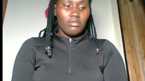 chocolate sabrina24 online show from March 4, 2026, 7:53 pm