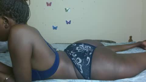 chocolatebony_ online show from February 25, 2025, 8:41 pm