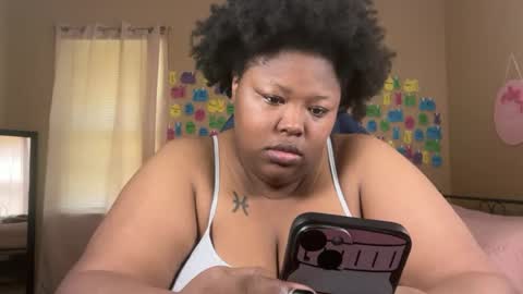 Snapshot of chocolatebunnyxx69 chatting on June 28, 2026, 4:35 pm Melina online show from June 28, 2026, 4:35 pm