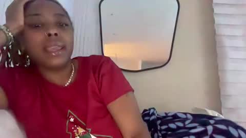 ChocolateCakeQueen online show from December 22, 2024, 5:12 am