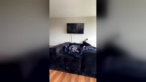 Chocolate Dick online show from February 21, 2026, 1:34 pm