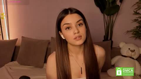 Jane online show from September 27, 2025, 11:37 am