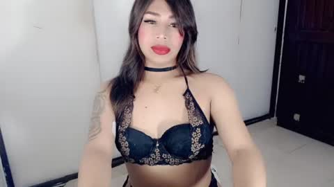 Snapshot of chocolatetriplex chatting on June 16, 2026, 2:52 pm chocolatetriplex online show from June 16, 2026, 2:52 pm
