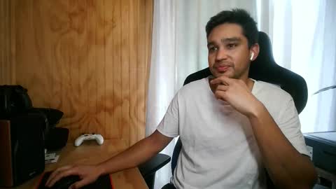 Snapshot of chocomate chatting on March 16, 2026, 12:42 pm chocomate online show from March 16, 2026, 12:42 pm