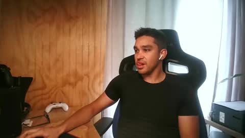 Snapshot of chocomate chatting on March 18, 2026, 12:19 pm chocomate online show from March 18, 2026, 12:19 pm