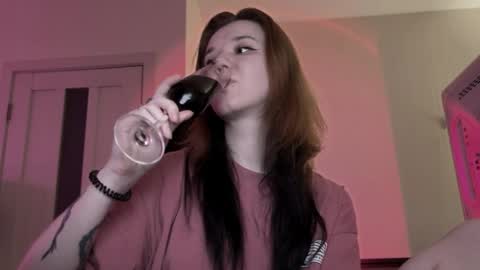 Lissa online show from April 1, 2026, 5:10 pm