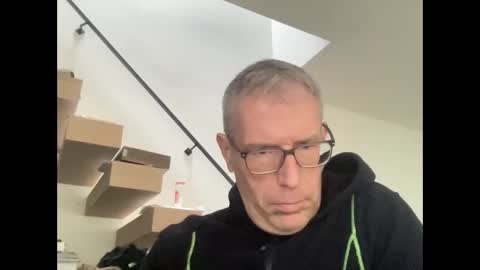 choupipat1 online show from March 14, 2026, 8:42 am