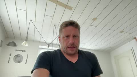 Chris online show from June 30, 2026, 8:04 am