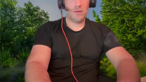 Snapshot of chris2024x chatting on September 12, 2025, 6:35 am Christian online show from September 12, 2025, 6:35 am