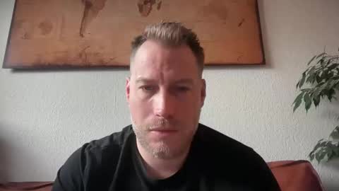 Snapshot of chris2024x chatting on October 9, 2025, 8:01 am Christian online show from October 9, 2025, 8:01 am