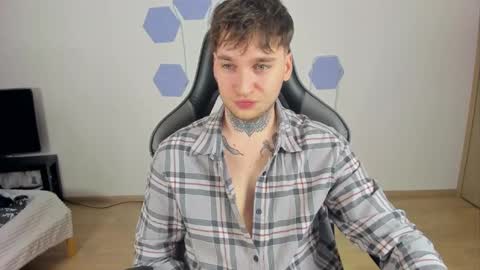 Snapshot of chris_tyson chatting on December 25, 2024, 5:16 am Chris Tyson online show from December 25, 2024, 5:16 am