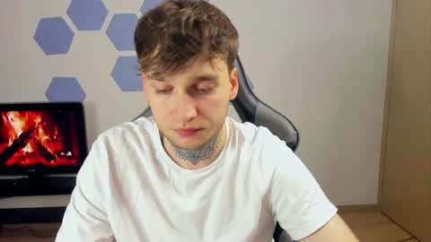 Snapshot of chris_tyson chatting on January 27, 2025, 2:53 am Chris Tyson online show from January 27, 2025, 2:53 am