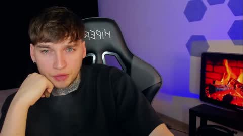 Snapshot of chris_tyson chatting on February 19, 2025, 8:52 pm Chris Tyson online show from February 19, 2025, 8:52 pm