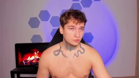 Snapshot of chris_tyson chatting on October 1, 2025, 9:26 am Chris Tyson online show from October 1, 2025, 9:26 am